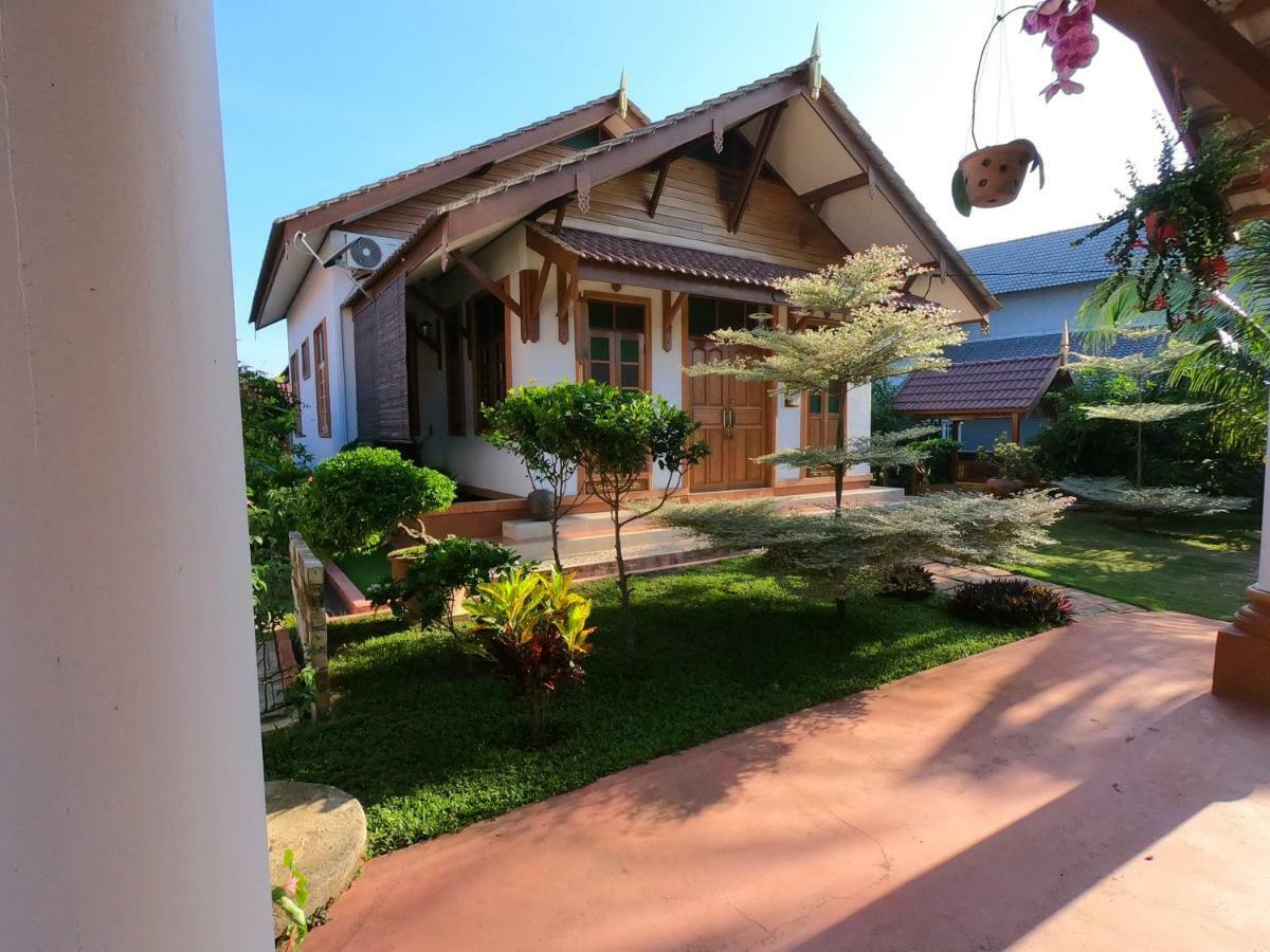 Anjung Nor Muslim Homestay Dungun Exterior photo
